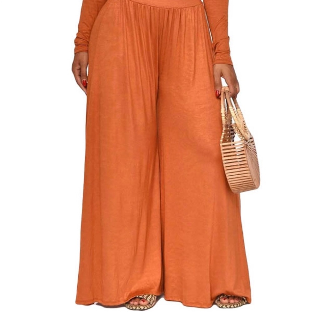 2pc Wide Leg Set NWOT - Picture 2 of 5